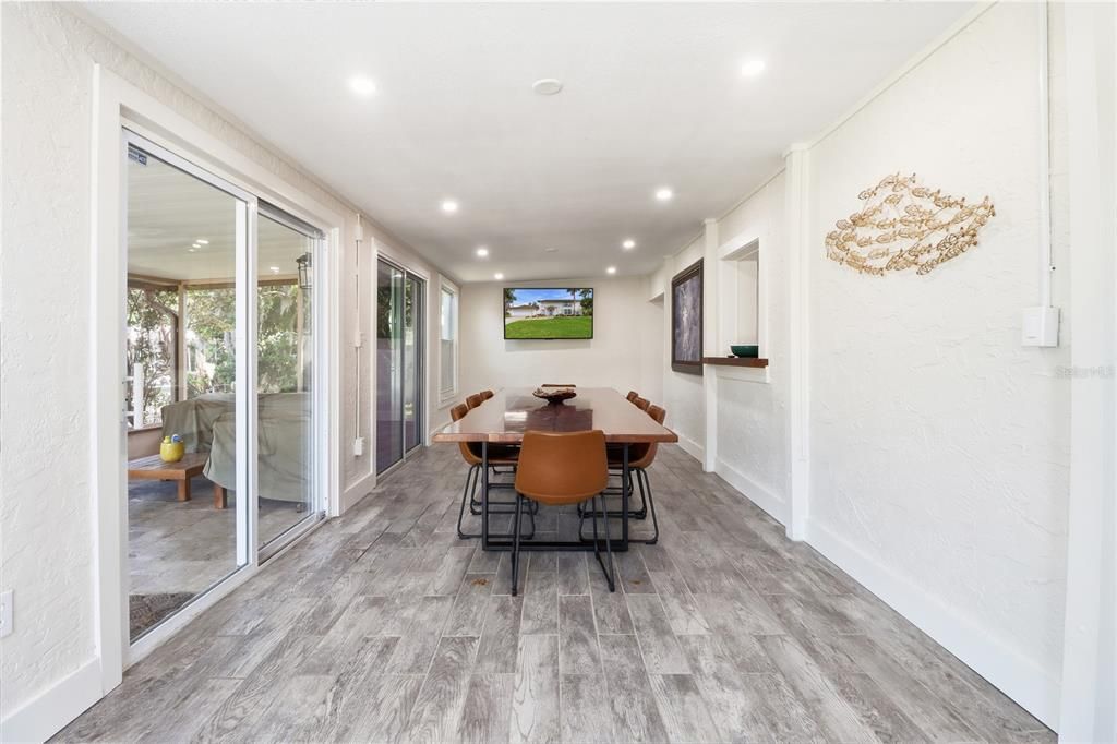 En Venta: $795,000 (3 camas, 2 baños, 2287 Pies cuadrados)