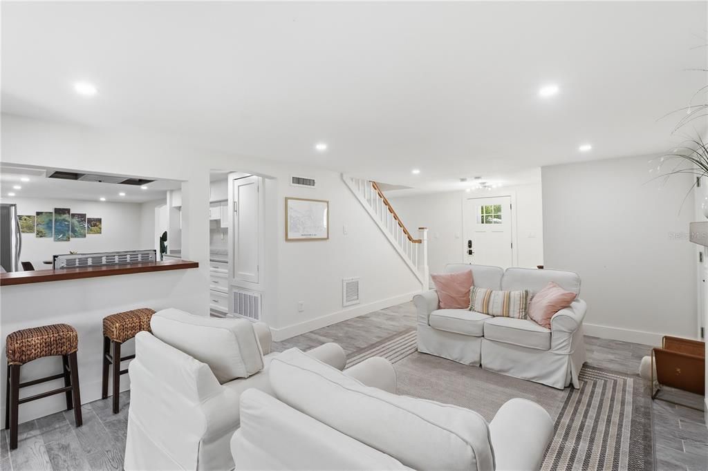 En Venta: $795,000 (3 camas, 2 baños, 2287 Pies cuadrados)