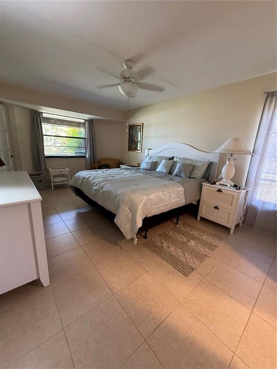 В аренду: $2,400 (3 спален, 2 ванн, 1776 Квадратных фут)