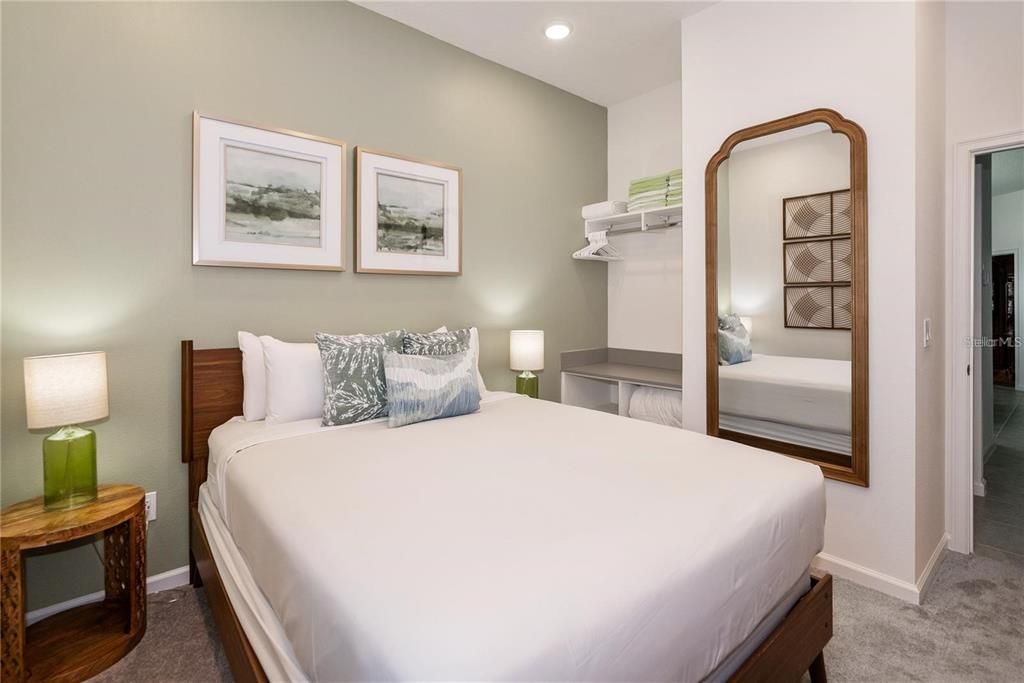 For Sale: $1,099,000 (5 beds, 5 baths, 1918 Square Feet)