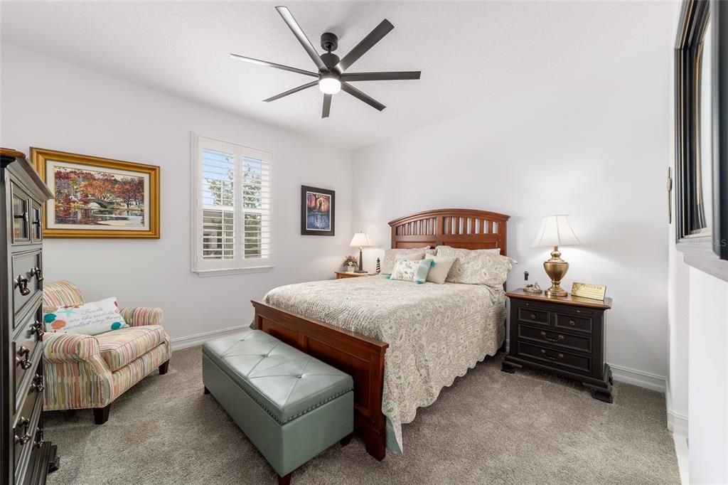 For Sale: $549,900 (3 beds, 3 baths, 2362 Square Feet)