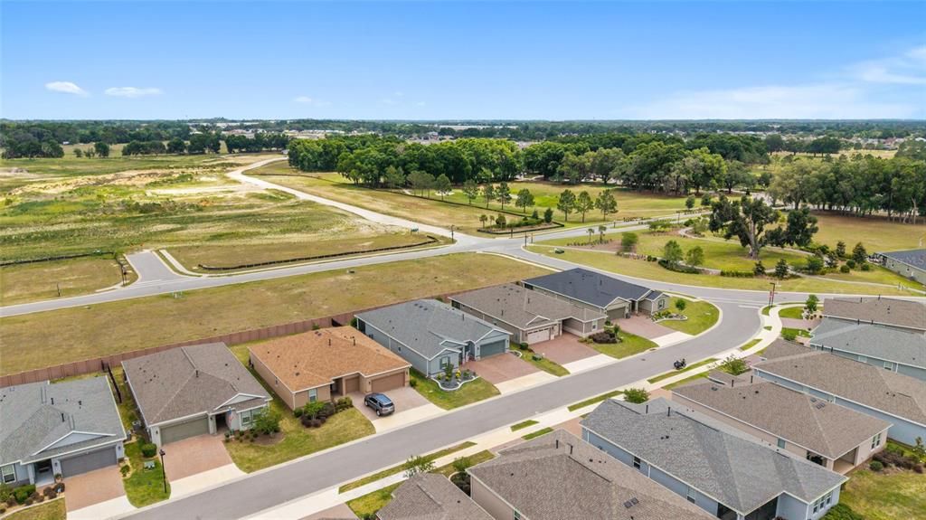 For Sale: $549,900 (3 beds, 3 baths, 2362 Square Feet)