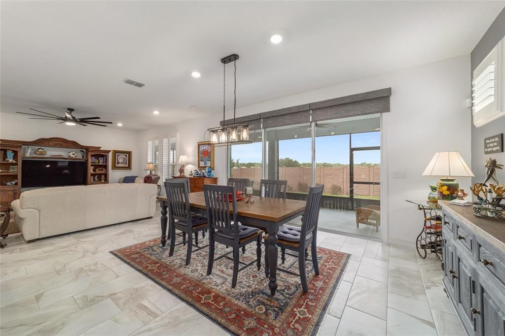 For Sale: $549,900 (3 beds, 3 baths, 2362 Square Feet)