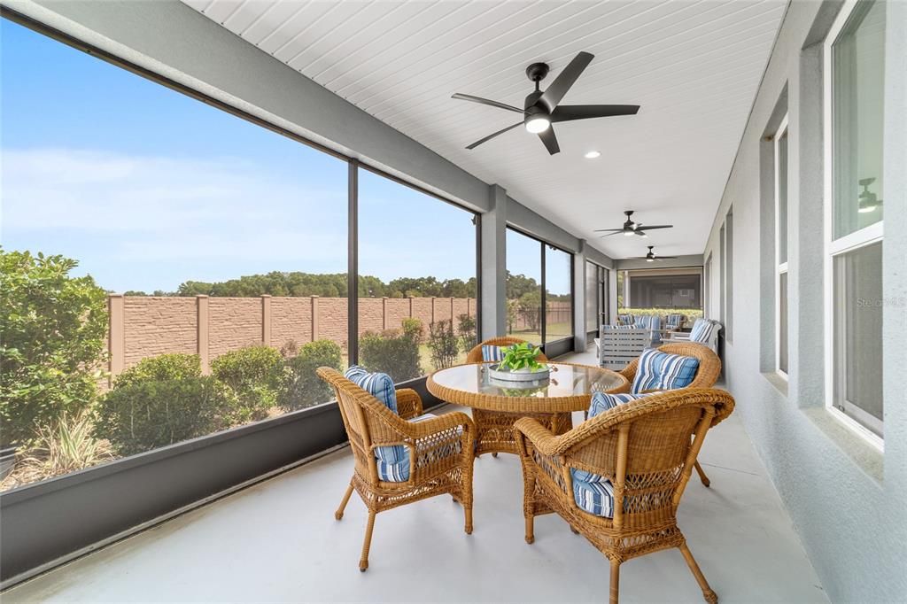 For Sale: $549,900 (3 beds, 3 baths, 2362 Square Feet)