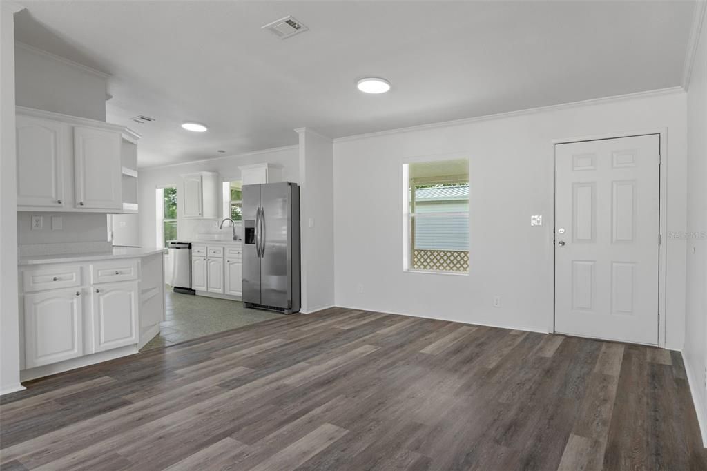 En Venta: $172,900 (2 camas, 2 baños, 1296 Pies cuadrados)
