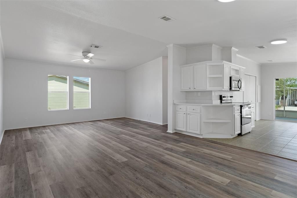 En Venta: $172,900 (2 camas, 2 baños, 1296 Pies cuadrados)