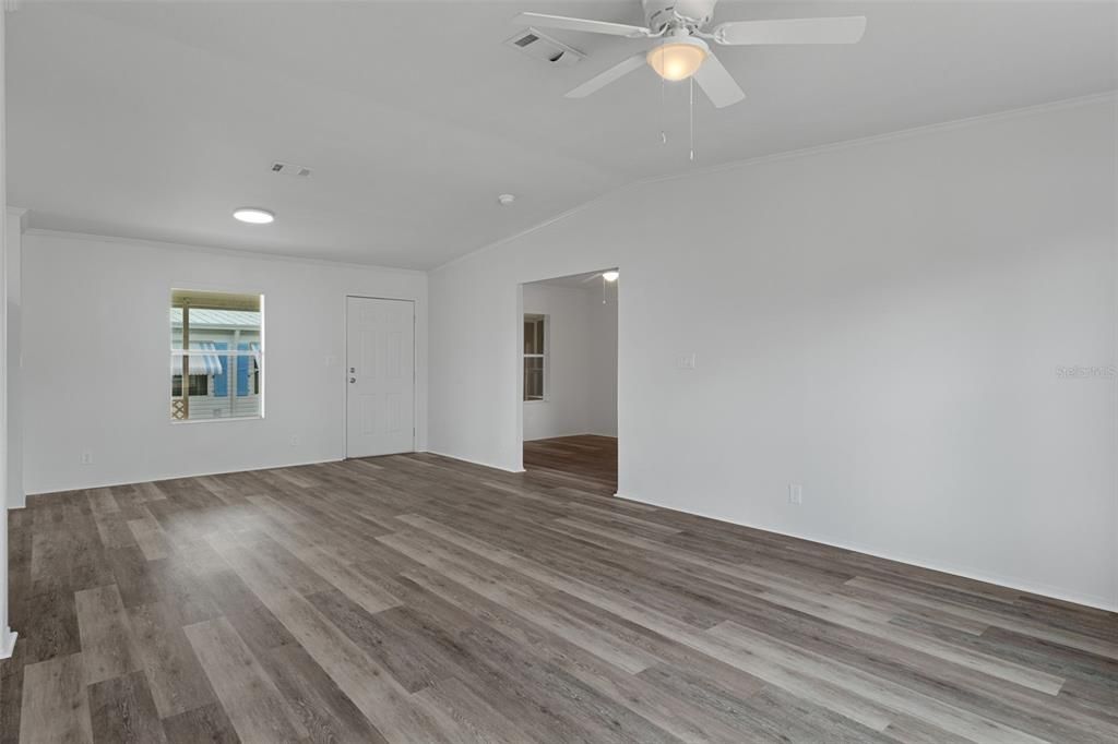 En Venta: $172,900 (2 camas, 2 baños, 1296 Pies cuadrados)