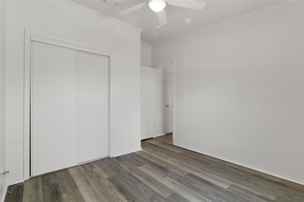 En Venta: $172,900 (2 camas, 2 baños, 1296 Pies cuadrados)