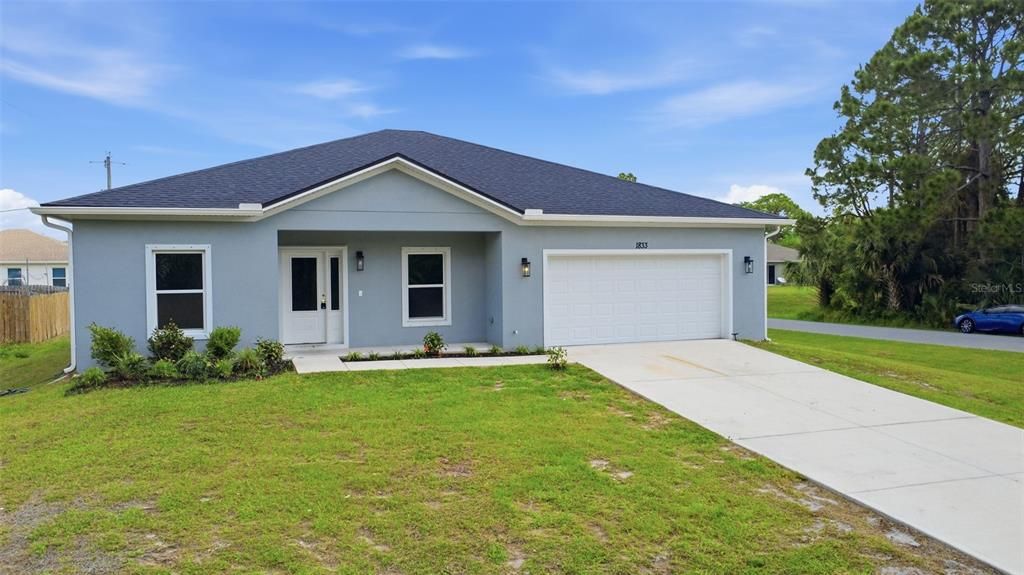For Sale: $315,000 (4 beds, 2 baths, 1725 Square Feet)