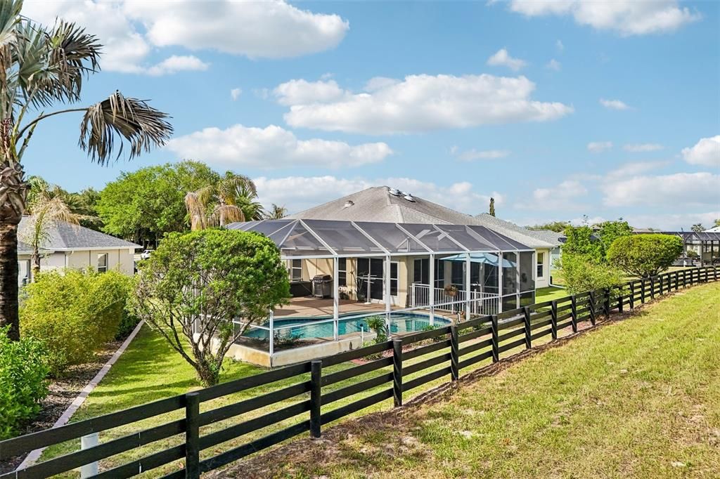 For Sale: $700,000 (3 beds, 2 baths, 1887 Square Feet)