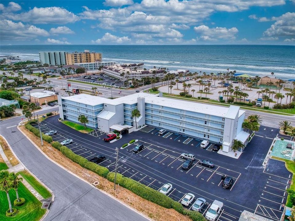 For Sale: $249,500 (1 beds, 1 baths, 459 Square Feet)