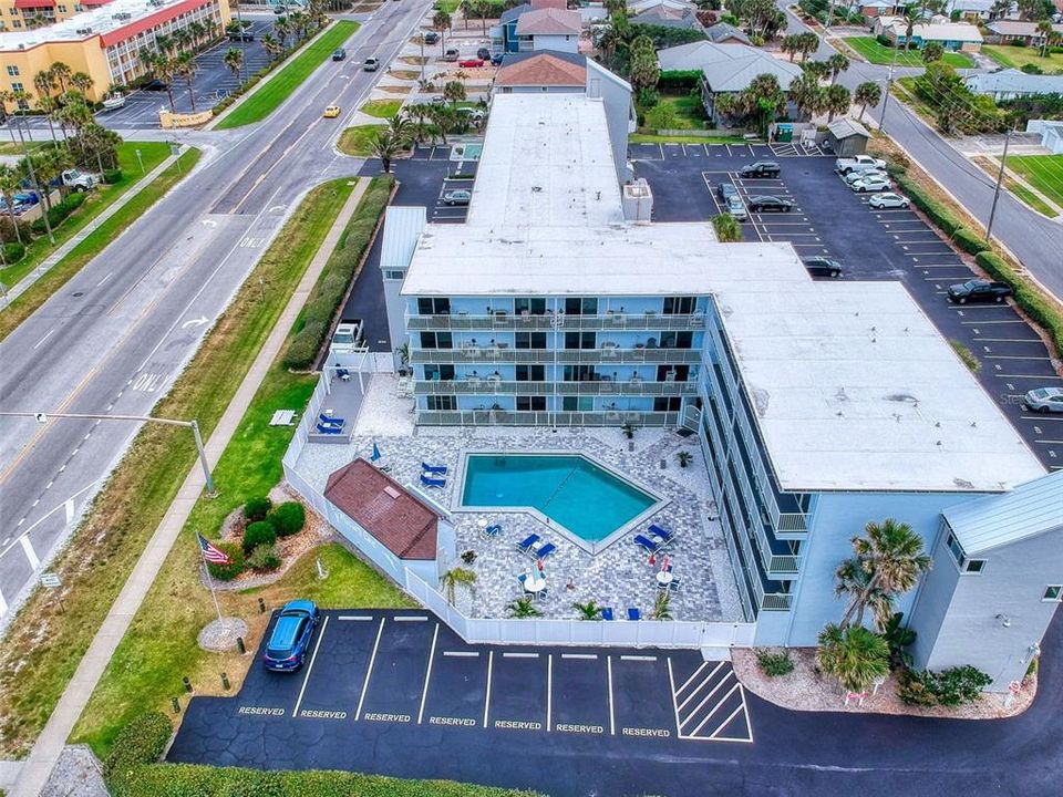 For Sale: $249,500 (1 beds, 1 baths, 459 Square Feet)