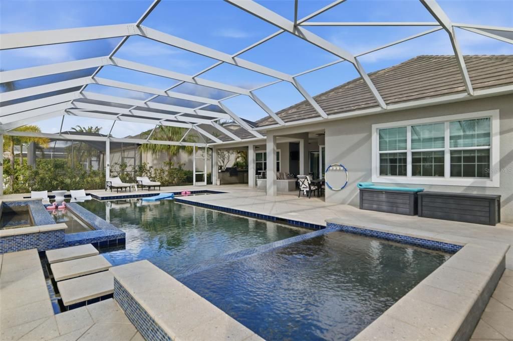 En Venta: $1,499,900 (3 camas, 3 baños, 2987 Pies cuadrados)