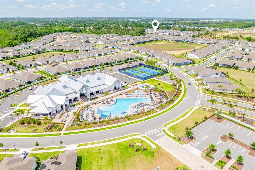 En Venta: $895,000 (4 camas, 3 baños, 2862 Pies cuadrados)