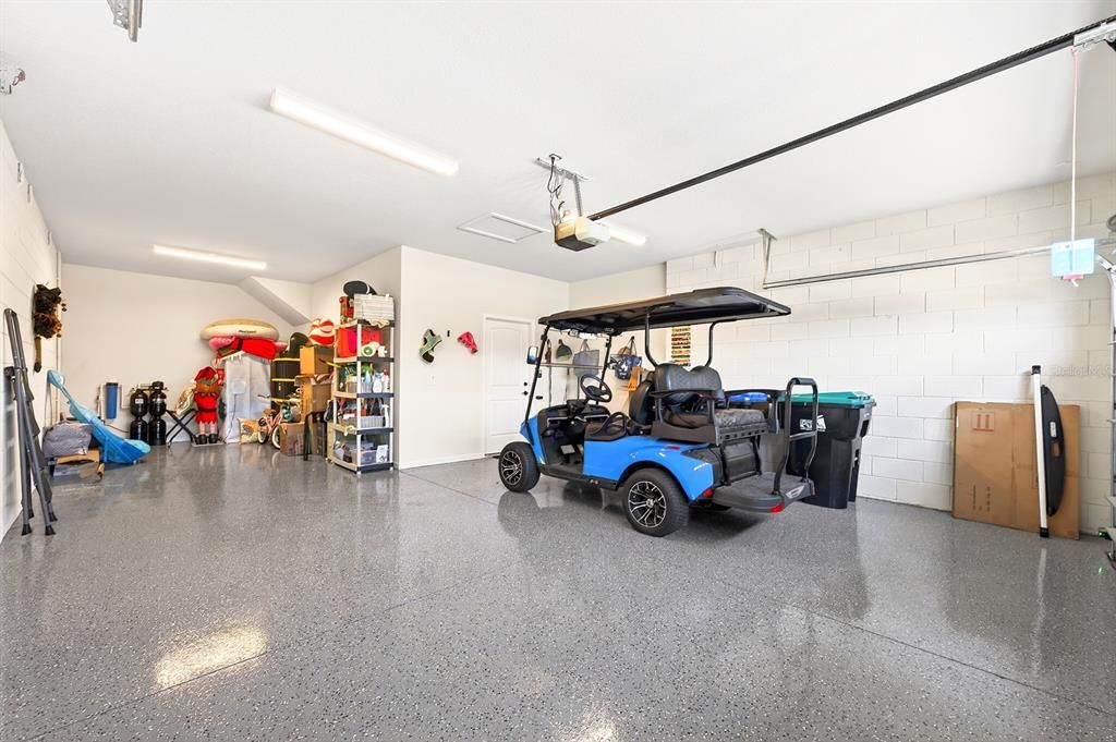 En Venta: $895,000 (4 camas, 3 baños, 2862 Pies cuadrados)