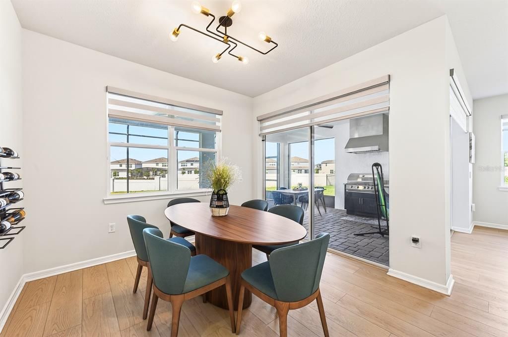 En Venta: $895,000 (4 camas, 3 baños, 2862 Pies cuadrados)