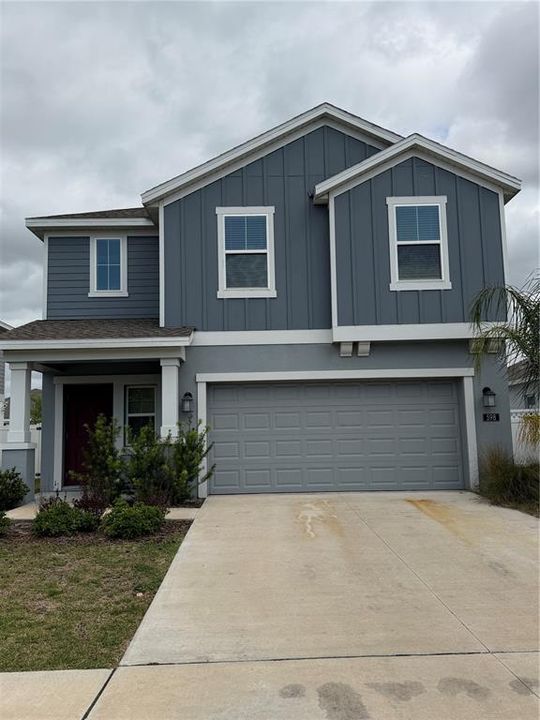 For Rent: $2,100 (4 beds, 2 baths, 1931 Square Feet)