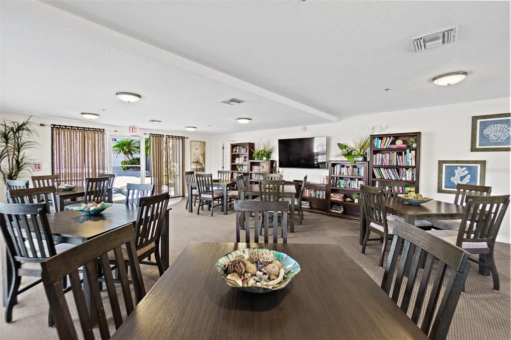 For Sale: $825,000 (3 beds, 2 baths, 1924 Square Feet)