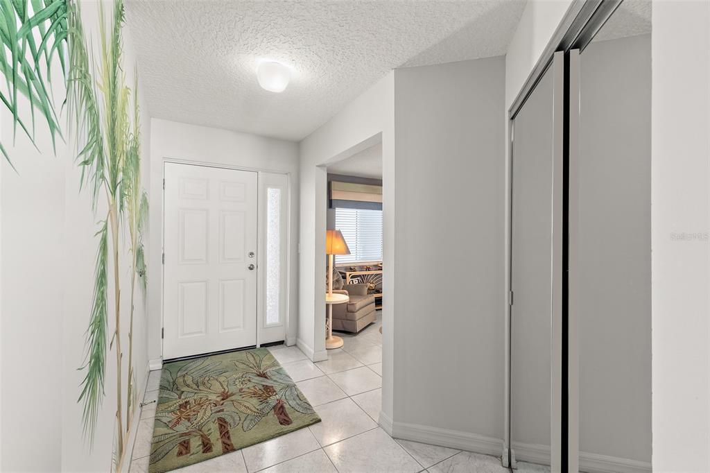 For Sale: $825,000 (3 beds, 2 baths, 1924 Square Feet)