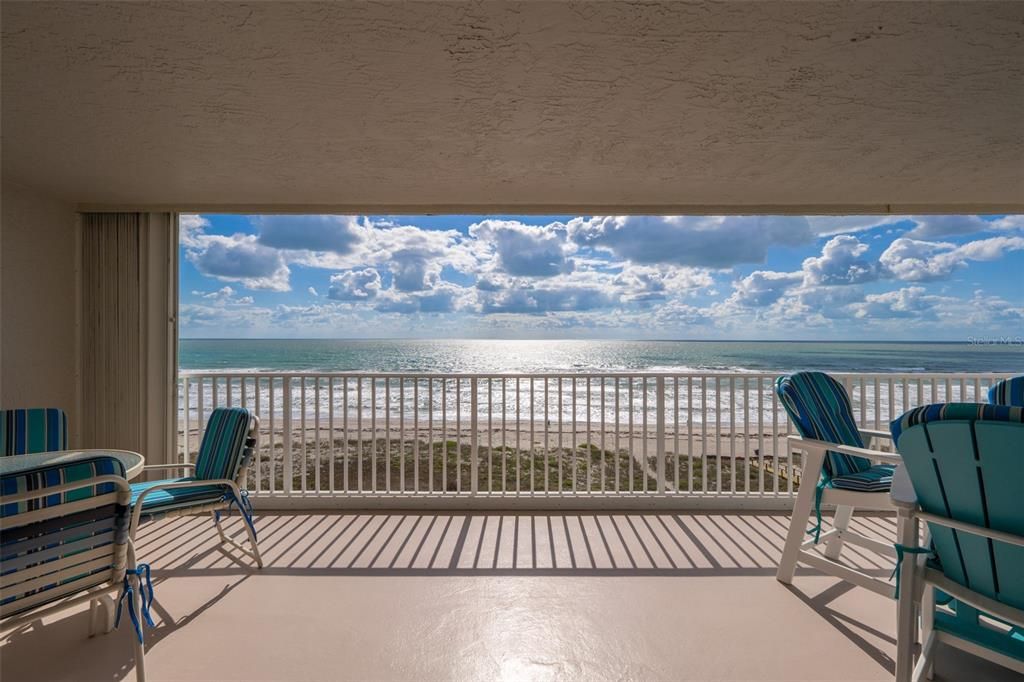 For Sale: $825,000 (3 beds, 2 baths, 1924 Square Feet)