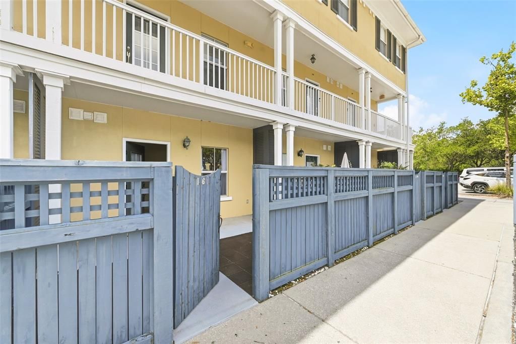 En Venta: $300,000 (1 camas, 1 baños, 640 Pies cuadrados)