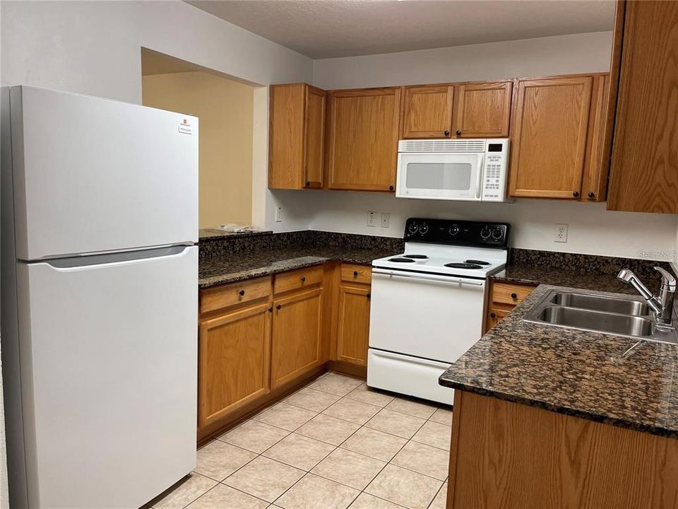 For Rent: $1,650 (2 beds, 2 baths, 1448 Square Feet)