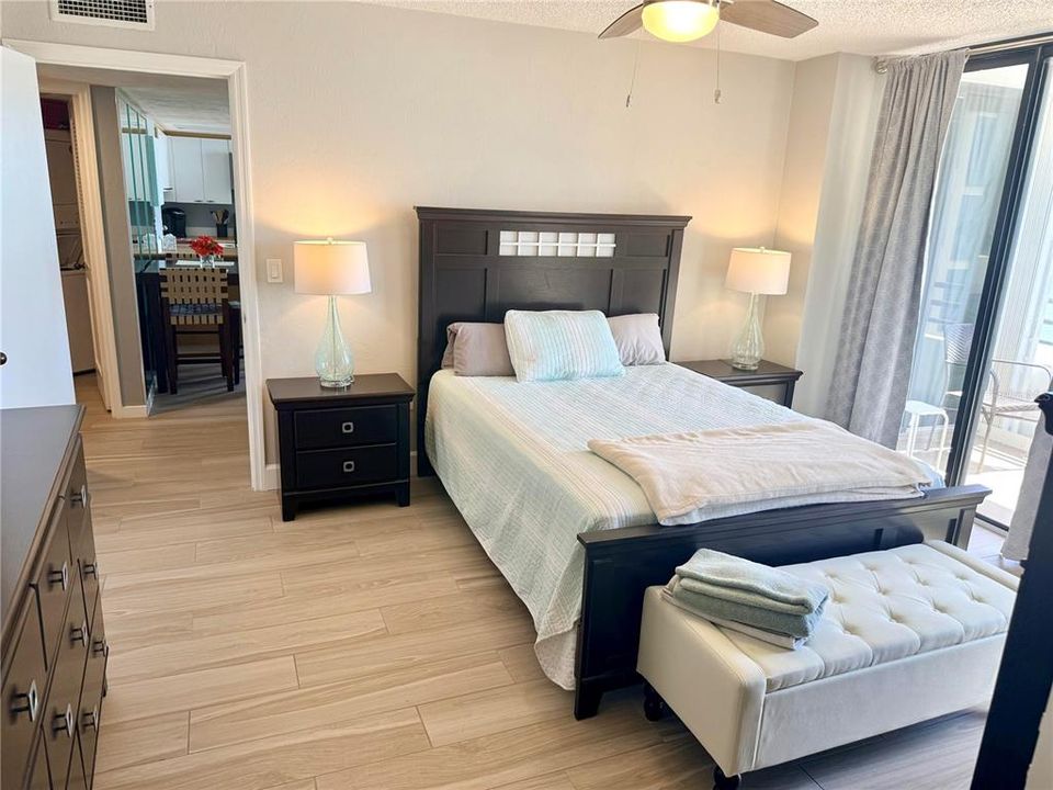 En Venta: $249,900 (1 camas, 1 baños, 974 Pies cuadrados)