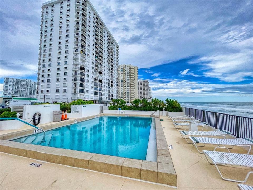 En Venta: $249,900 (1 camas, 1 baños, 974 Pies cuadrados)