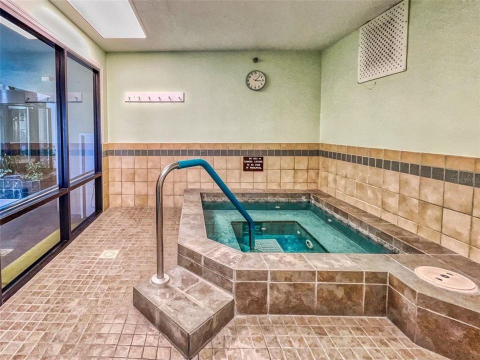 En Venta: $249,900 (1 camas, 1 baños, 974 Pies cuadrados)