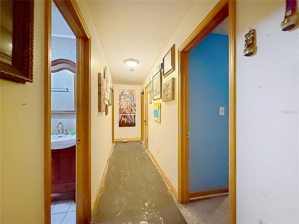 For Sale: $199,000 (3 beds, 2 baths, 1938 Square Feet)