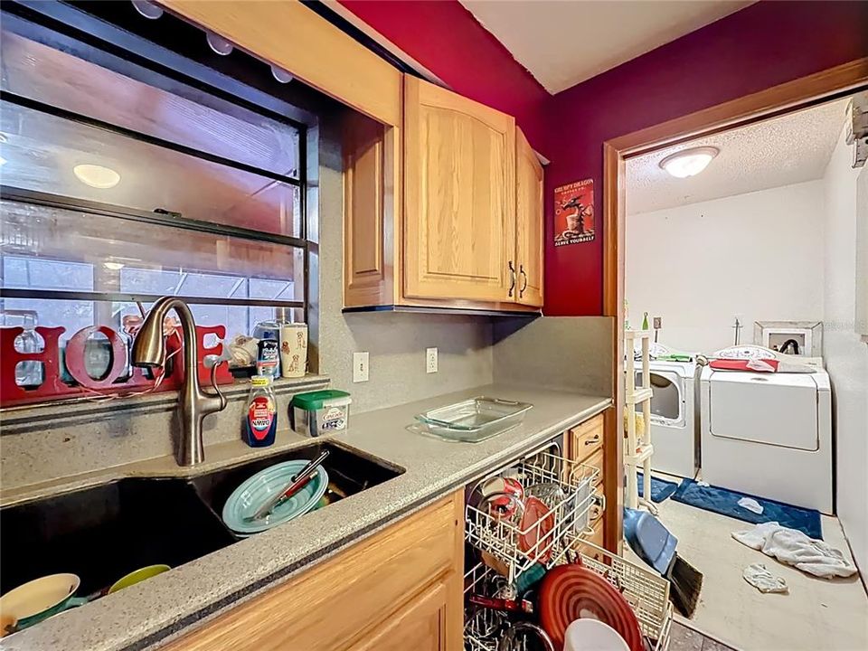 For Sale: $199,000 (3 beds, 2 baths, 1938 Square Feet)