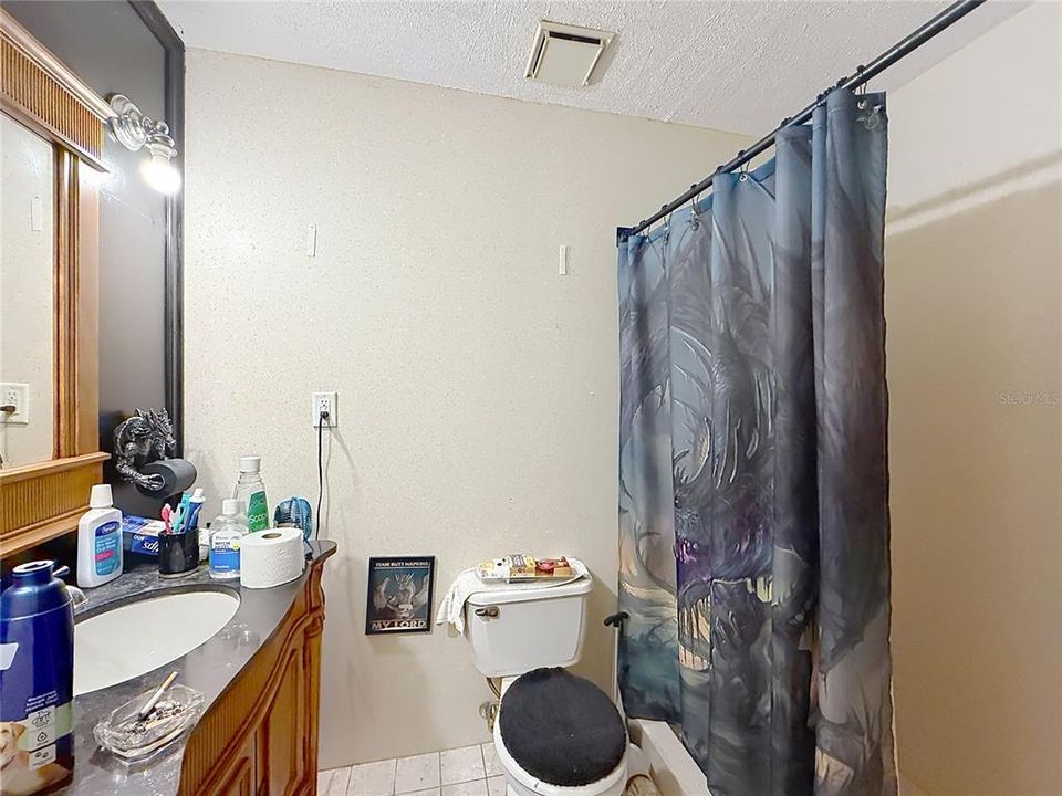 For Sale: $199,000 (3 beds, 2 baths, 1938 Square Feet)