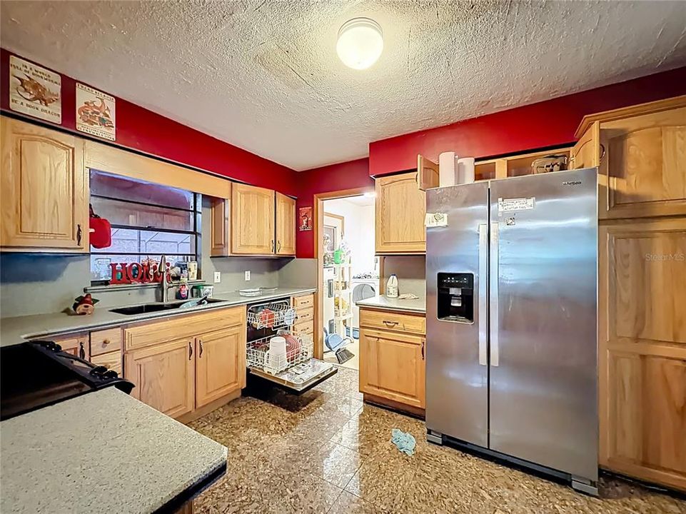 For Sale: $199,000 (3 beds, 2 baths, 1938 Square Feet)