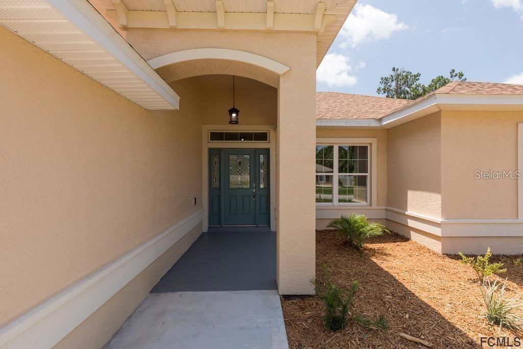 For Rent: $1,995 (3 beds, 2 baths, 1502 Square Feet)