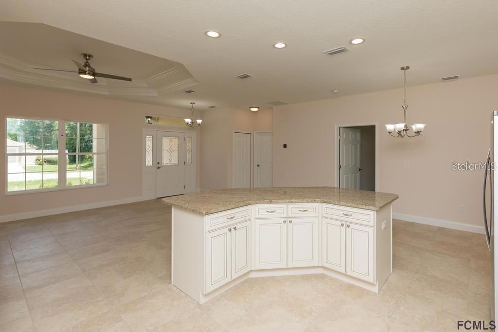For Rent: $1,995 (3 beds, 2 baths, 1502 Square Feet)