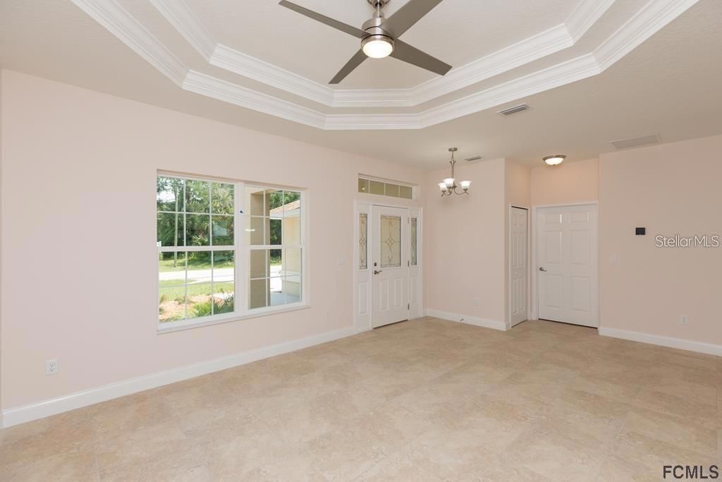 For Rent: $1,995 (3 beds, 2 baths, 1502 Square Feet)
