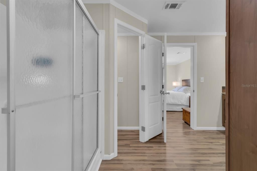 Active With Contract: $435,000 (4 beds, 2 baths, 1560 Square Feet)