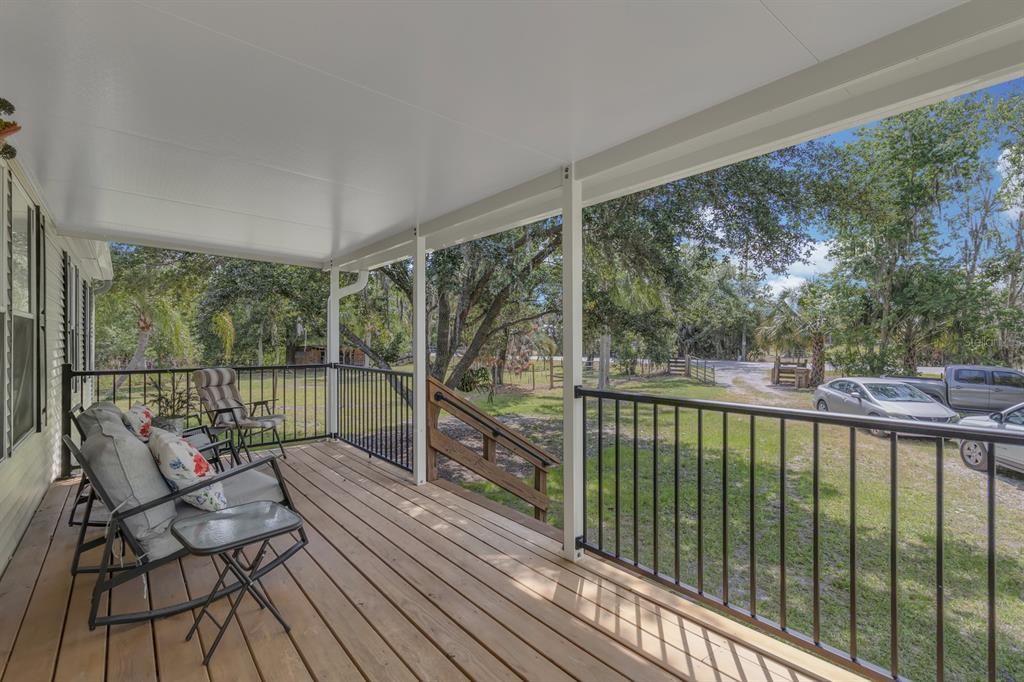 Active With Contract: $435,000 (4 beds, 2 baths, 1560 Square Feet)