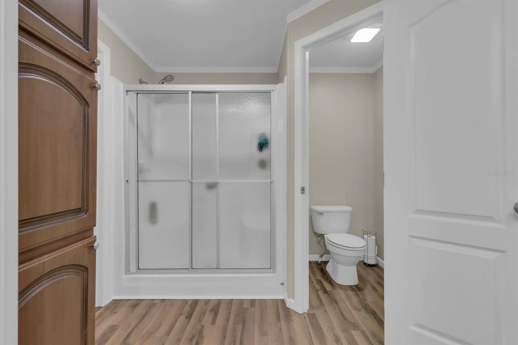 Active With Contract: $435,000 (4 beds, 2 baths, 1560 Square Feet)