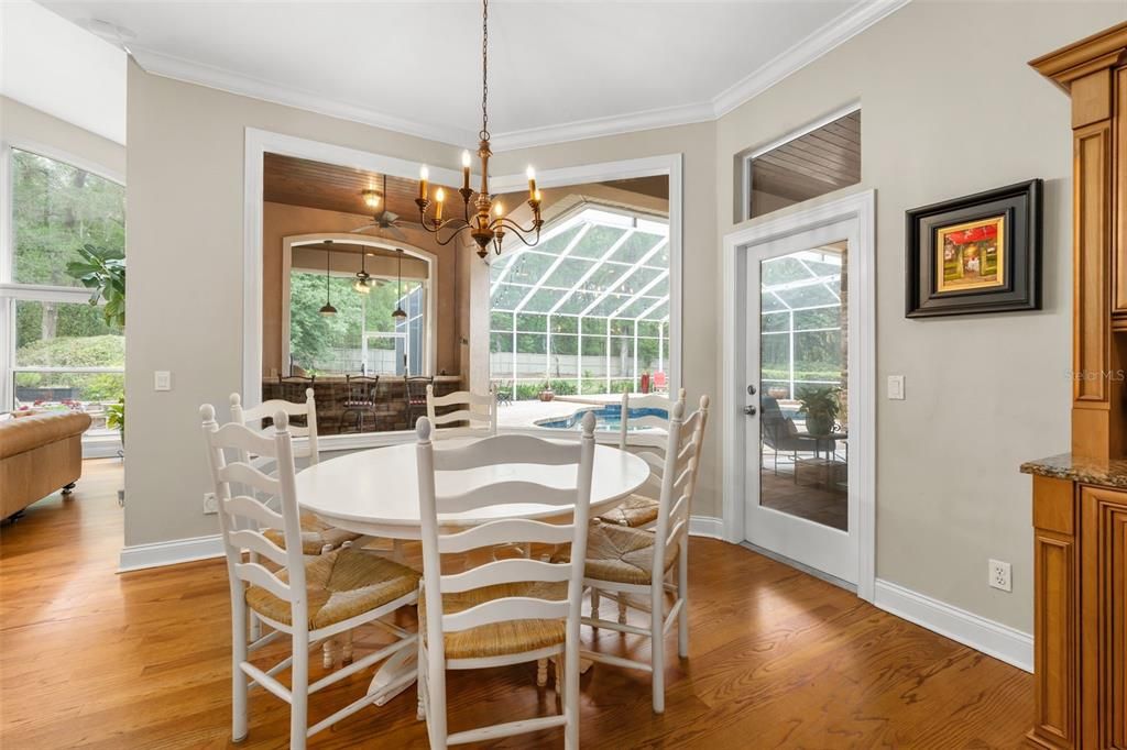 Active With Contract: $1,795,000 (5 beds, 5 baths, 5724 Square Feet)