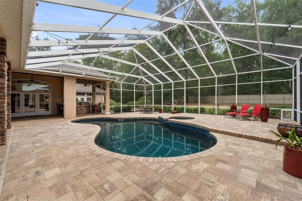 Active With Contract: $1,795,000 (5 beds, 5 baths, 5724 Square Feet)