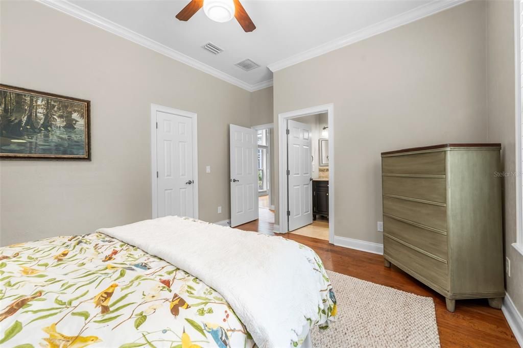 Active With Contract: $1,795,000 (5 beds, 5 baths, 5724 Square Feet)