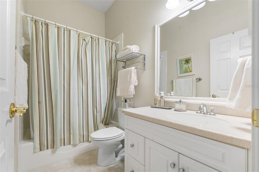 Active With Contract: $1,795,000 (5 beds, 5 baths, 5724 Square Feet)