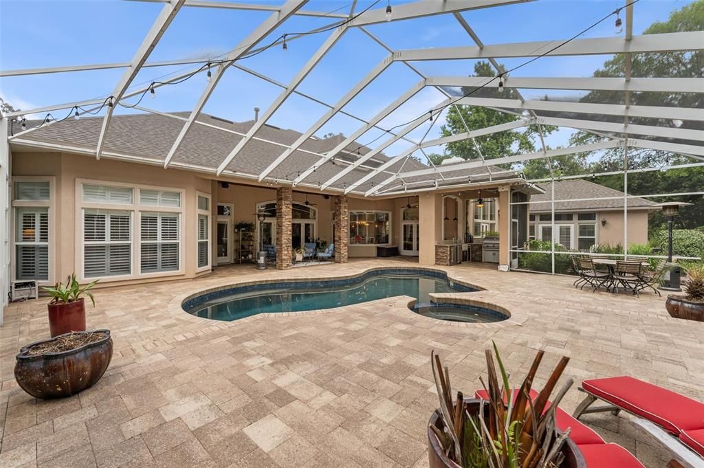 Active With Contract: $1,795,000 (5 beds, 5 baths, 5724 Square Feet)