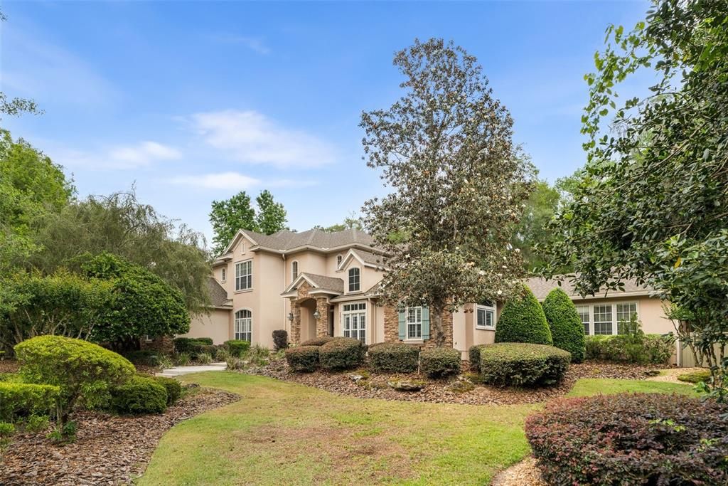 Active With Contract: $1,795,000 (5 beds, 5 baths, 5724 Square Feet)