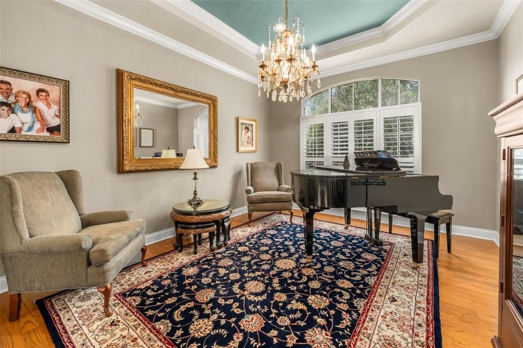 Active With Contract: $1,795,000 (5 beds, 5 baths, 5724 Square Feet)