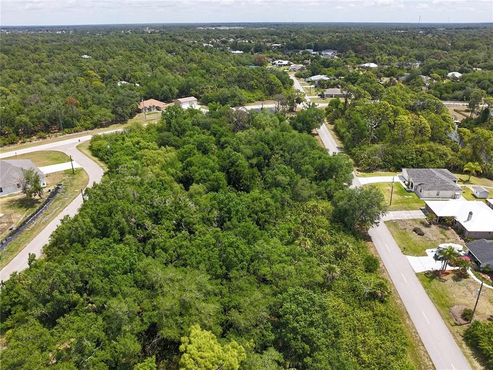 На продажу: $12,000 (0.23 acres)