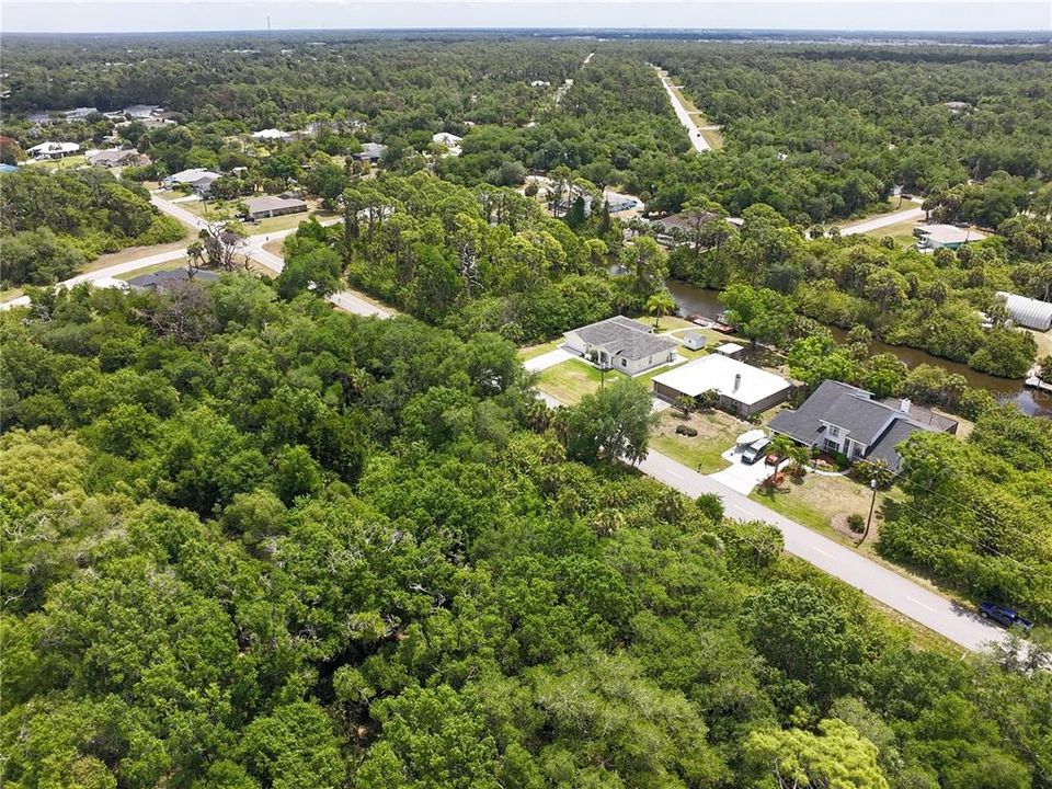 На продажу: $12,000 (0.23 acres)