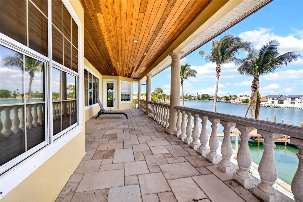 For Rent: $28,000 (4 beds, 4 baths, 4862 Square Feet)