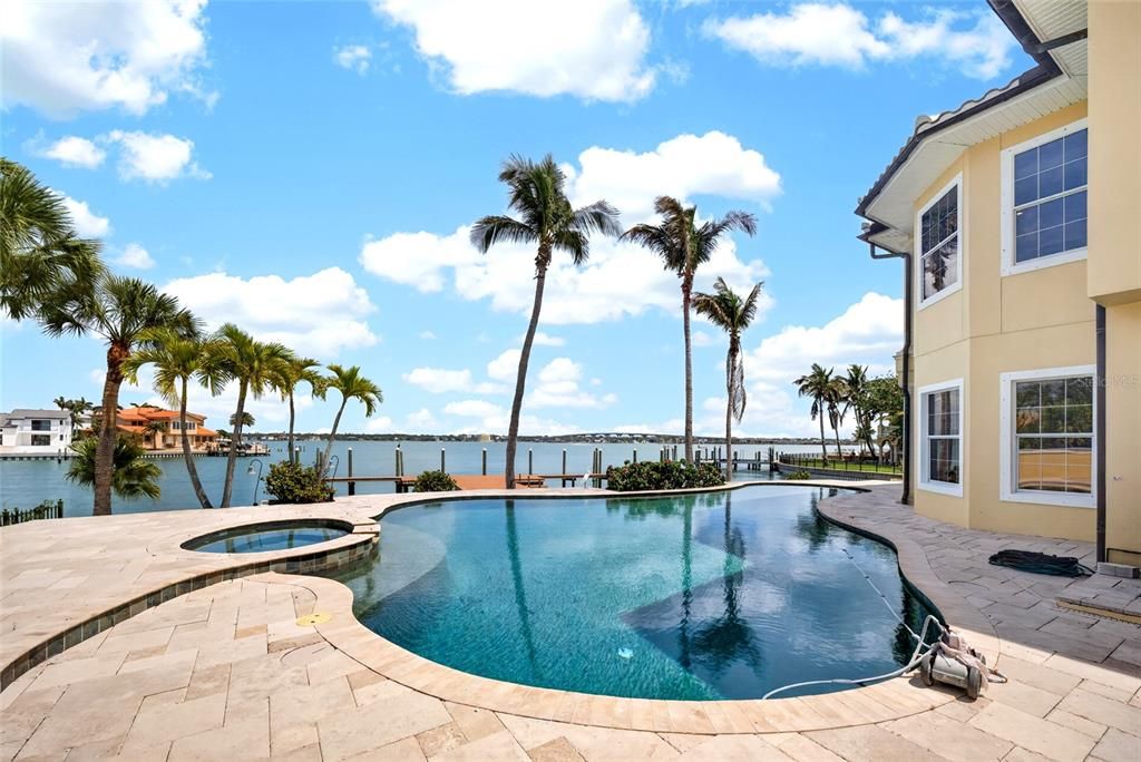 For Rent: $28,000 (4 beds, 4 baths, 4862 Square Feet)